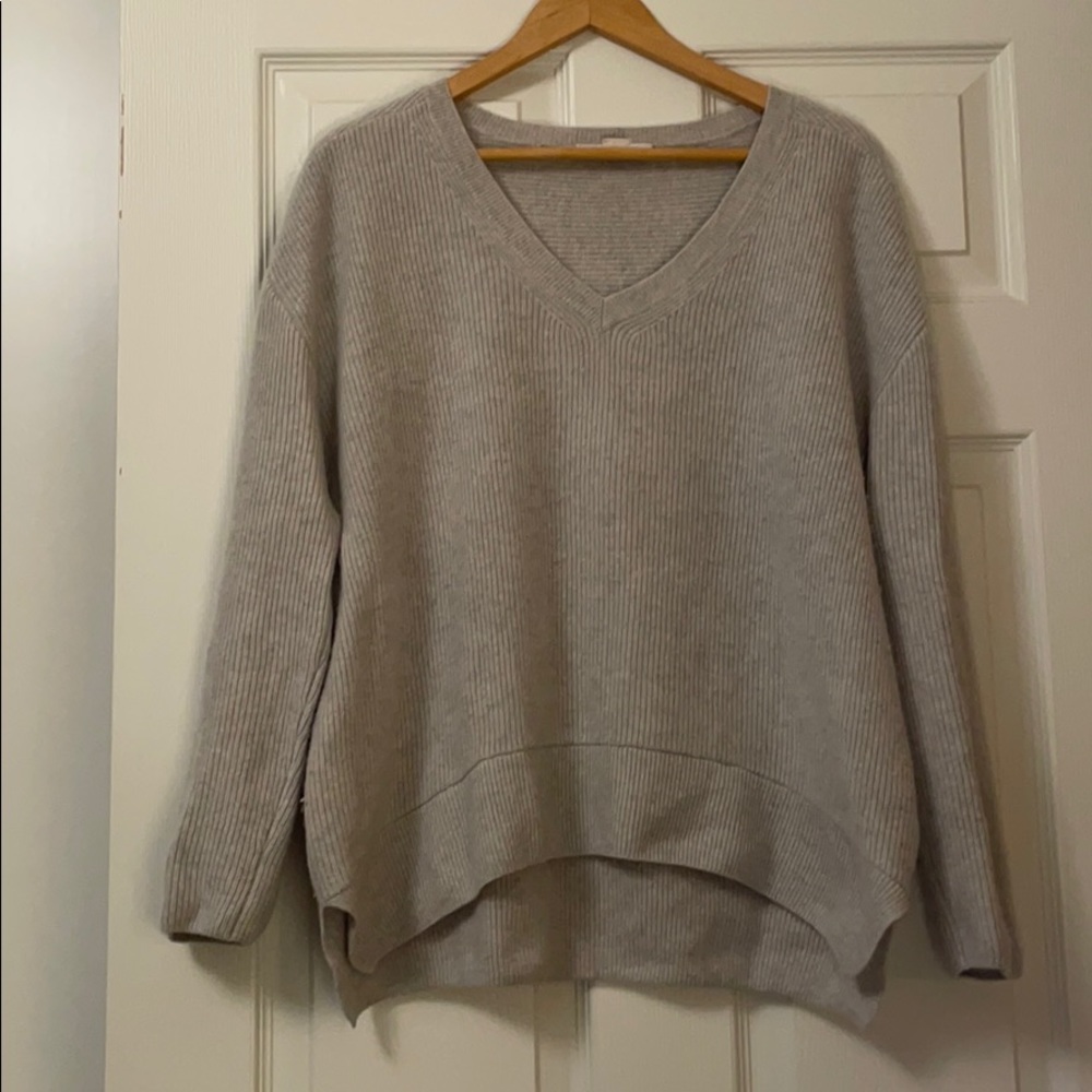 Duffy heathered light grey cashmere sweater